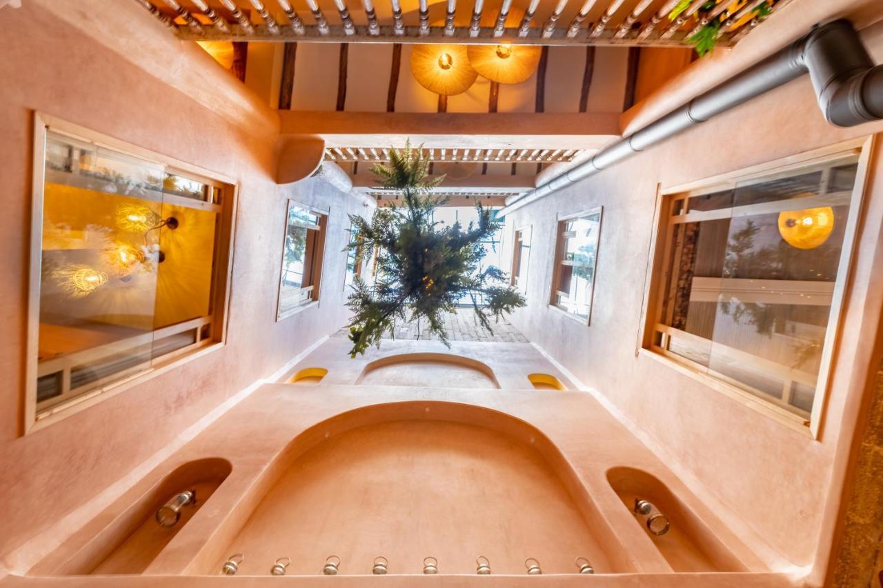 Mama Lova Hotel, Riad, Restaurant & Spa Essaouira Bagian luar foto
